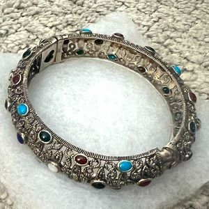 Gorgeous bangle multicolored never worn